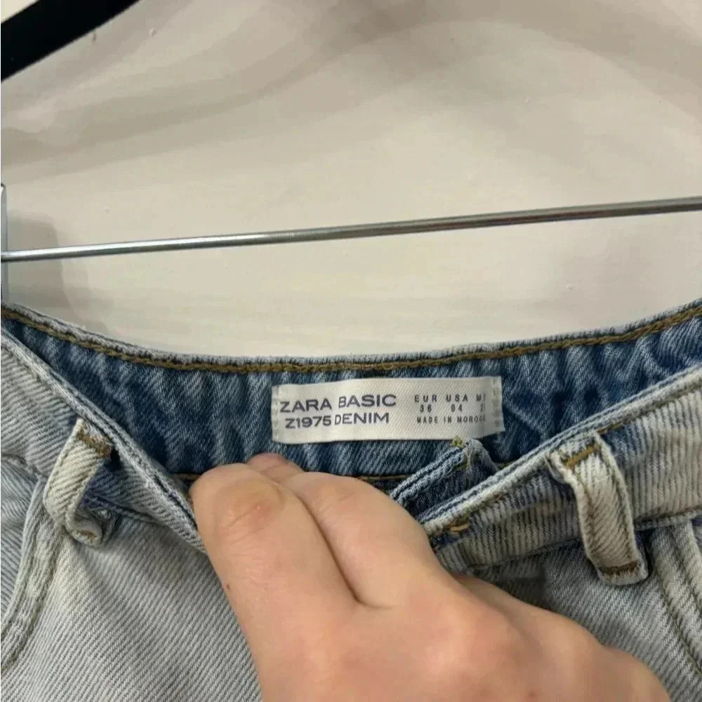 Zara Basic High Rise Light Denim Jeans Sz 4 - Picture 10 of 14